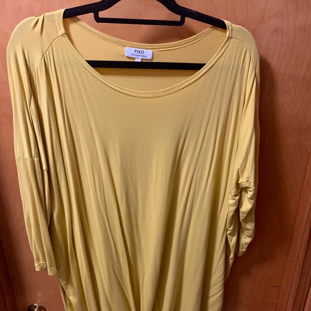 Mustard 3/4 sleeve tee